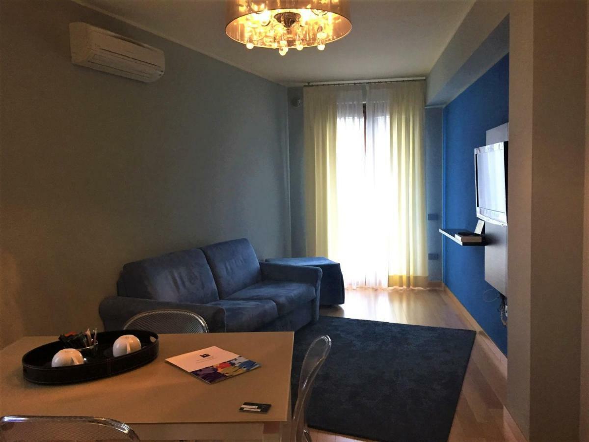 Il Castello Di Lovere Hotell Eksteriør bilde